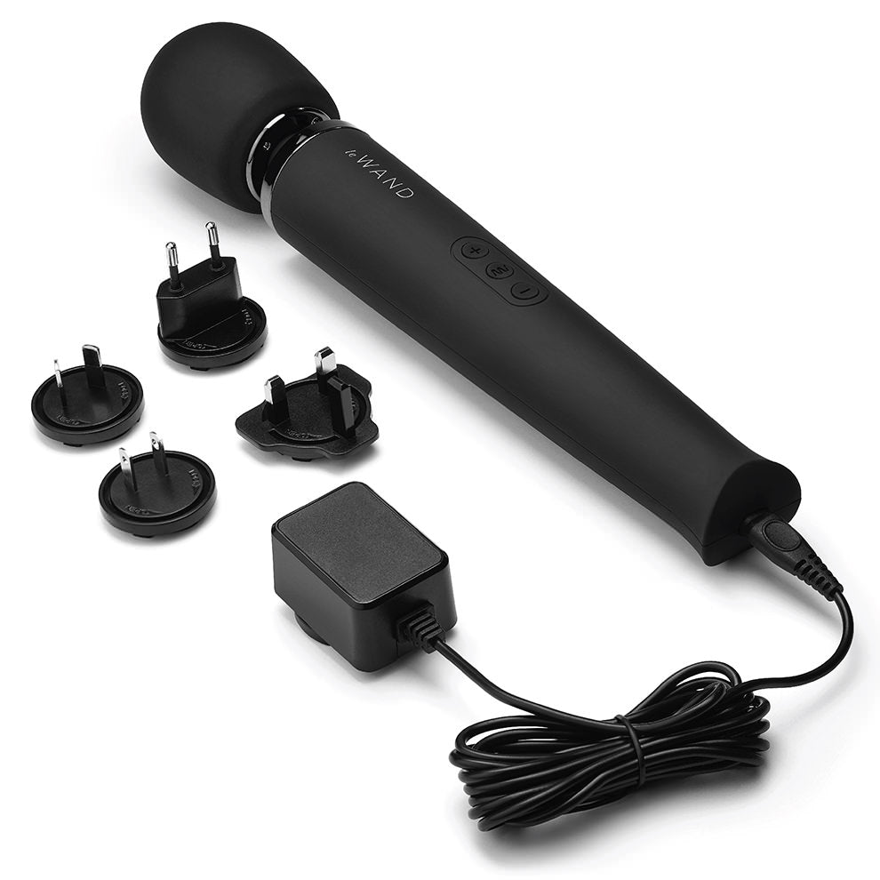 Le Wand Original Rechargeable Vibrating Massager | Black