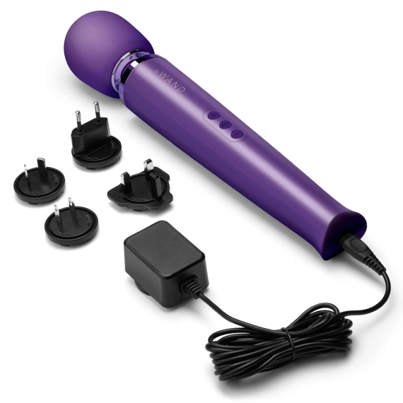 Le Wand Rechargeable Vibrating Massager | Purple